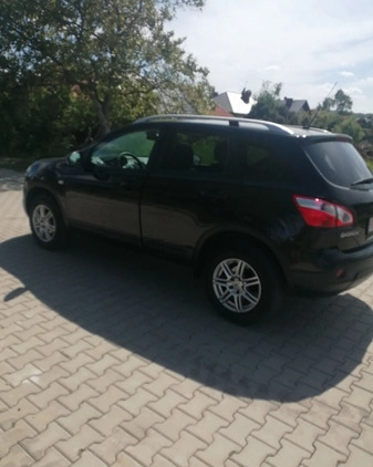 Nissan Qashqai cena 32500 przebieg: 241000, rok produkcji 2011 z Dębica małe 277